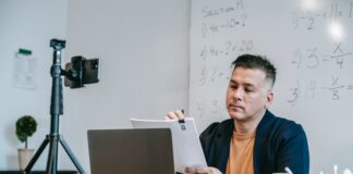 Studia internetowe – Czy warto?