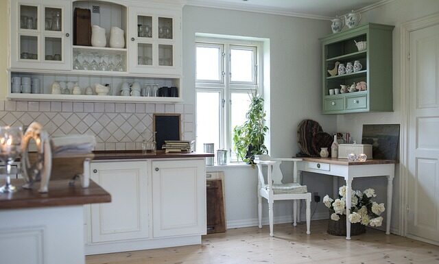 Czy bezpieczniejsze jest przechowywanie danych w chmurze obliczeniowej czy może na własnych serwerach stacjonarnych?