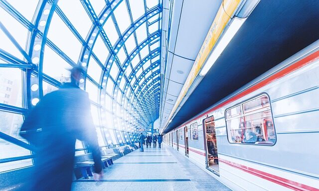 Czego nie można przenosić do sieci?