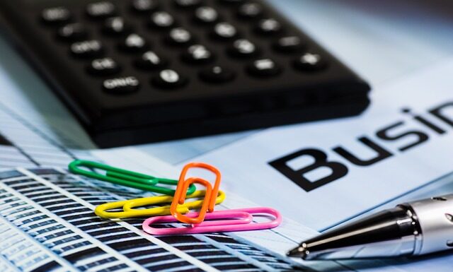 Jak obliczyć próg rentowności przykład? Jak obliczyć próg rentowności przykład?