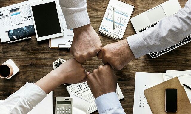 Jak dostać się do korporacji?