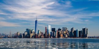 Jak przywitać się z nowym zespołem?