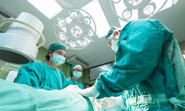 Kto decyduje o wypadku w pracy?